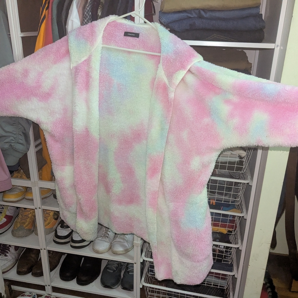 🍒Fuzzy pastel hooded sweatshirt